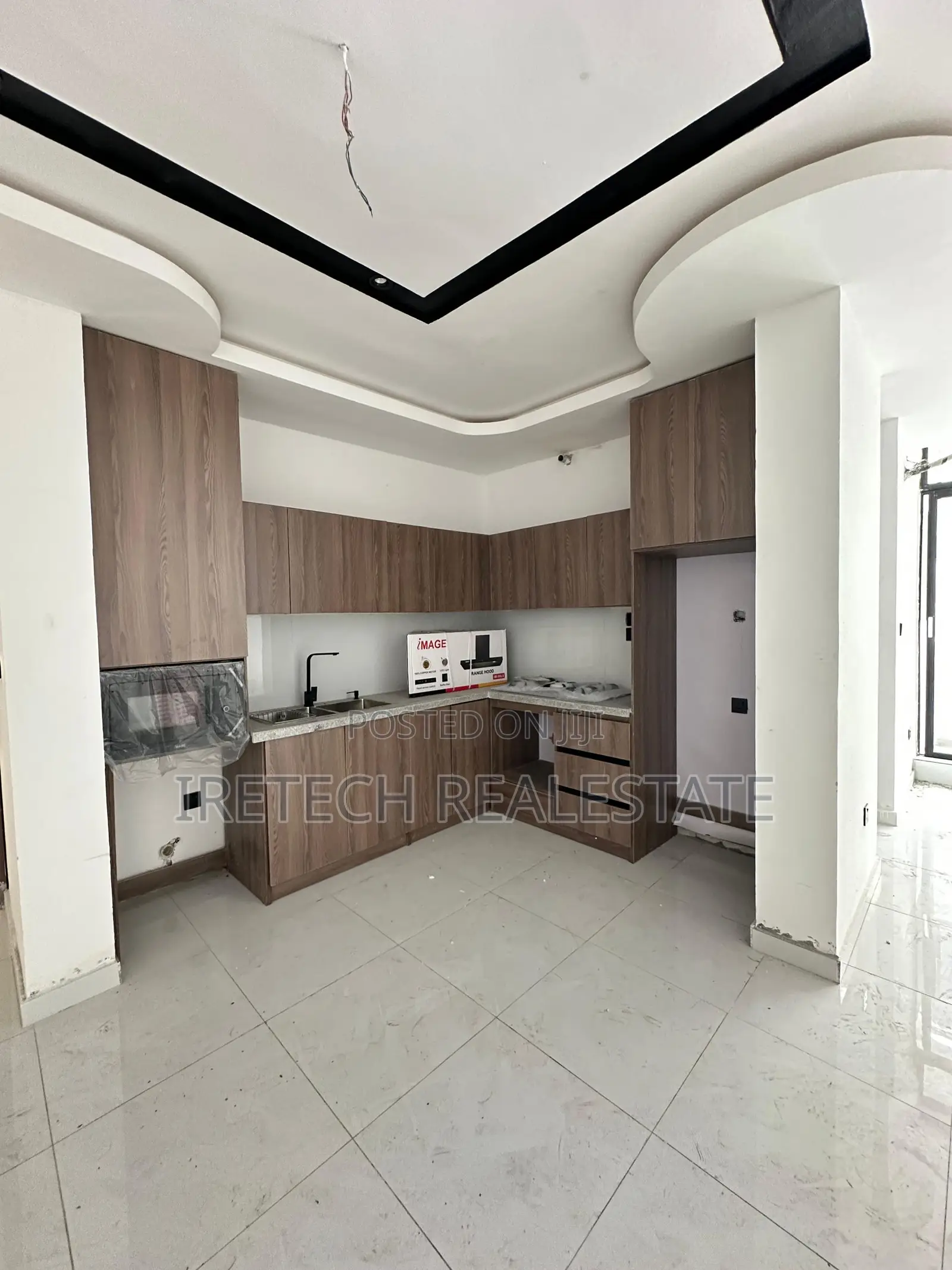 2bdrm Apartment in Ikate Off Freedom for sale