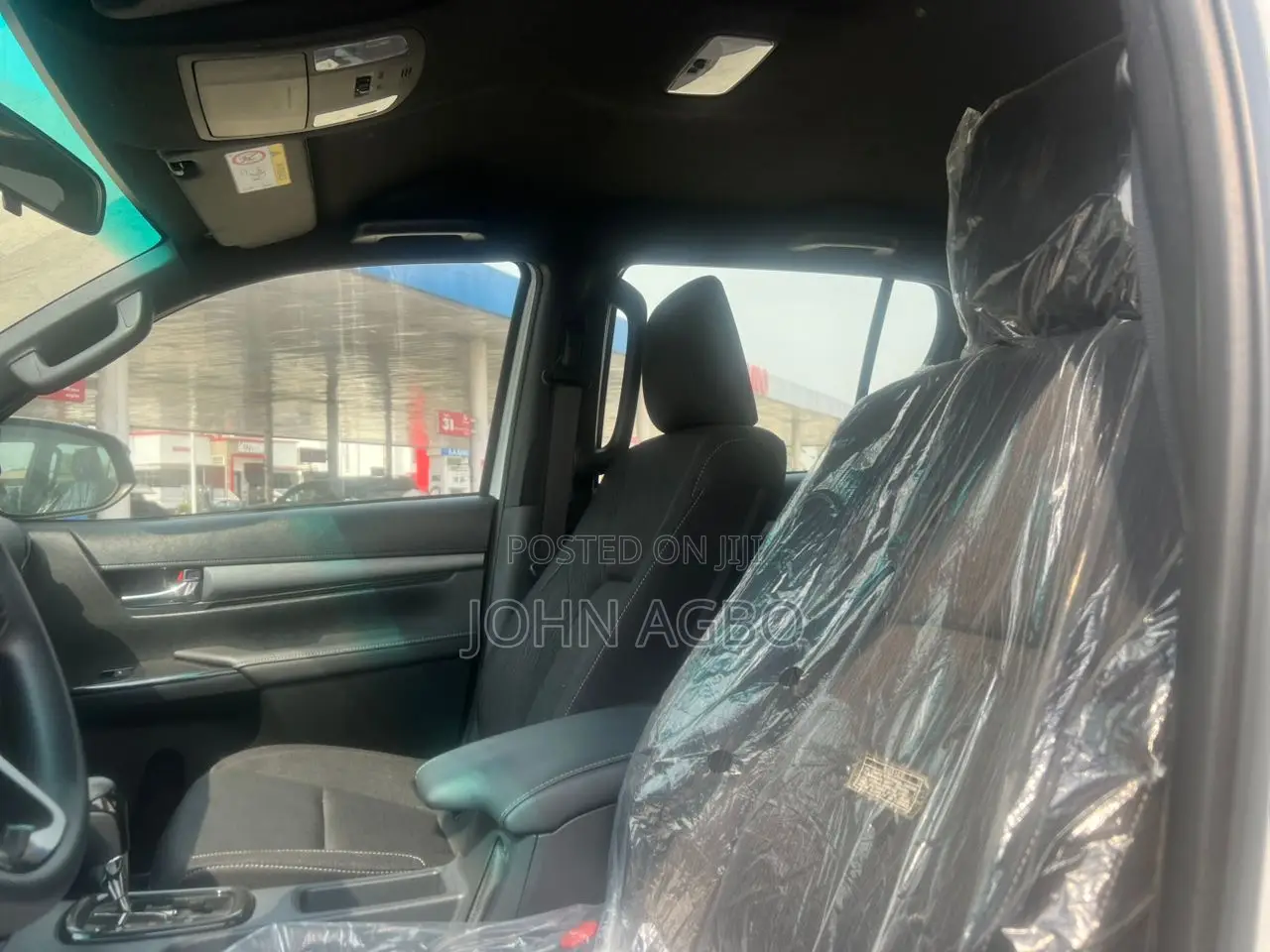 New Toyota Hilux 2025 White