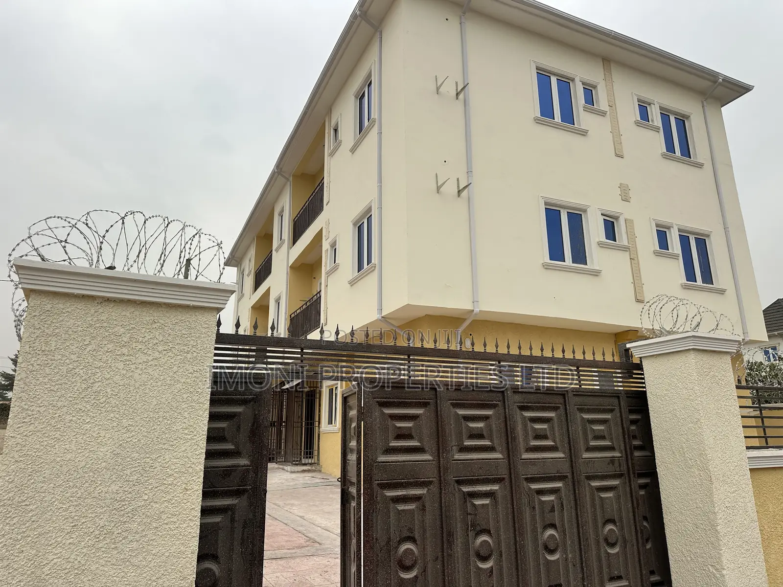2bdrm Block of Flats in Fo1, Kubwa for rent