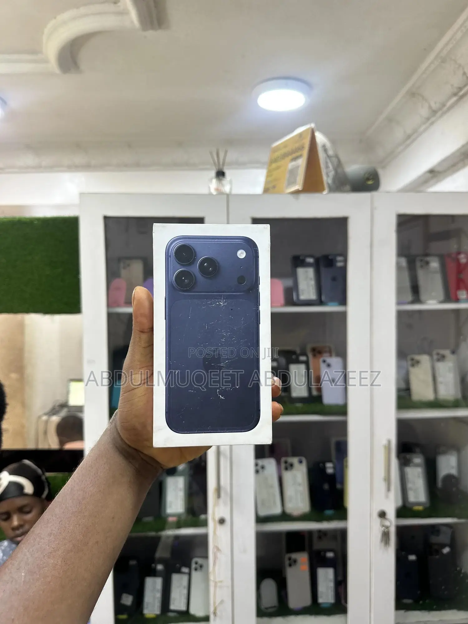 New Apple iPhone 17 Pro 256 GB Blue