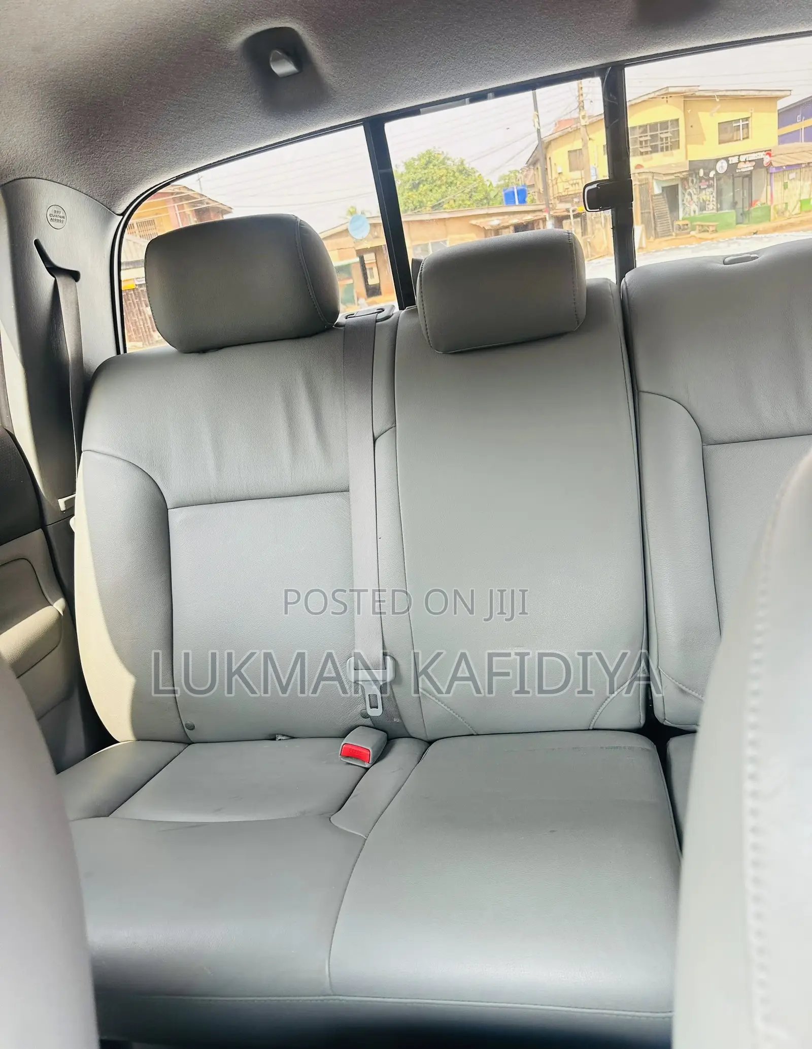 Toyota Tacoma 2010 White