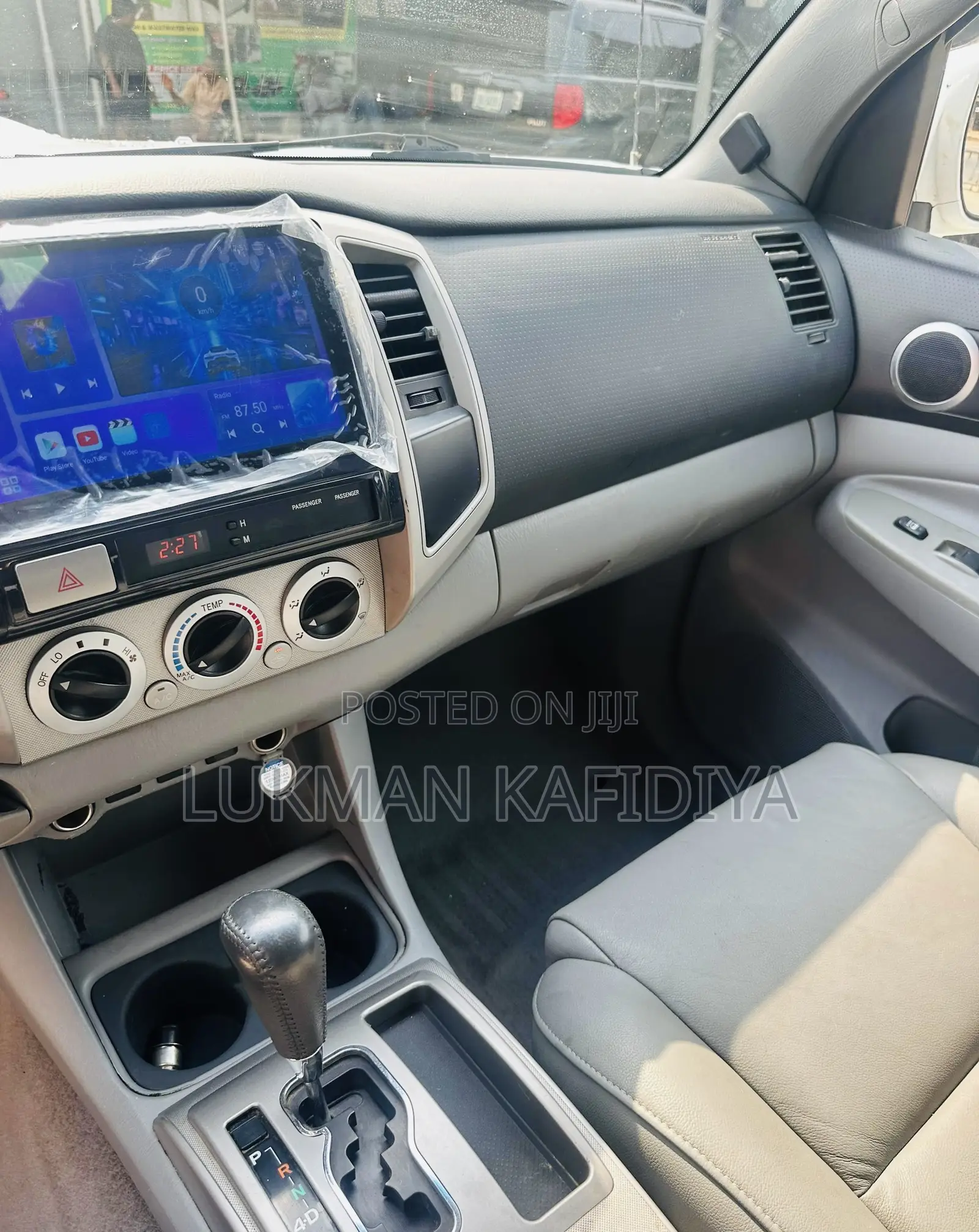 Toyota Tacoma 2010 White