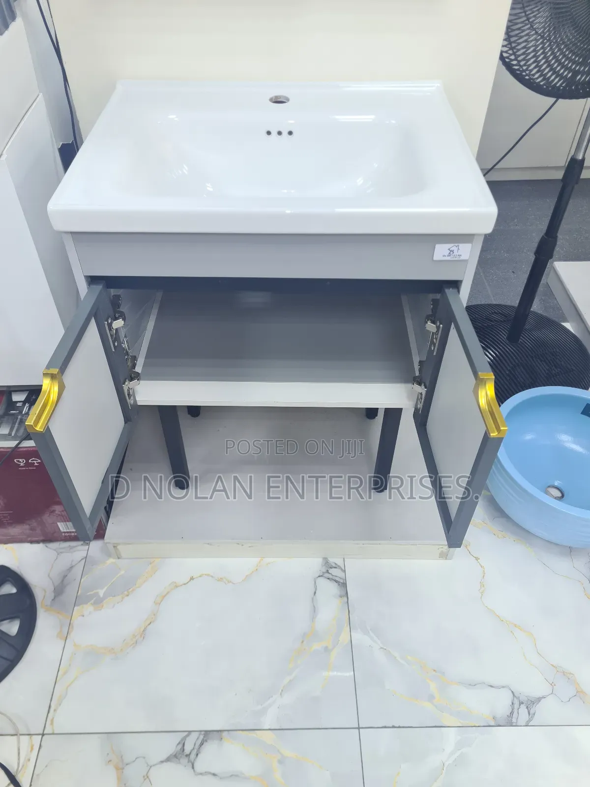 60cm Standing Cabinets