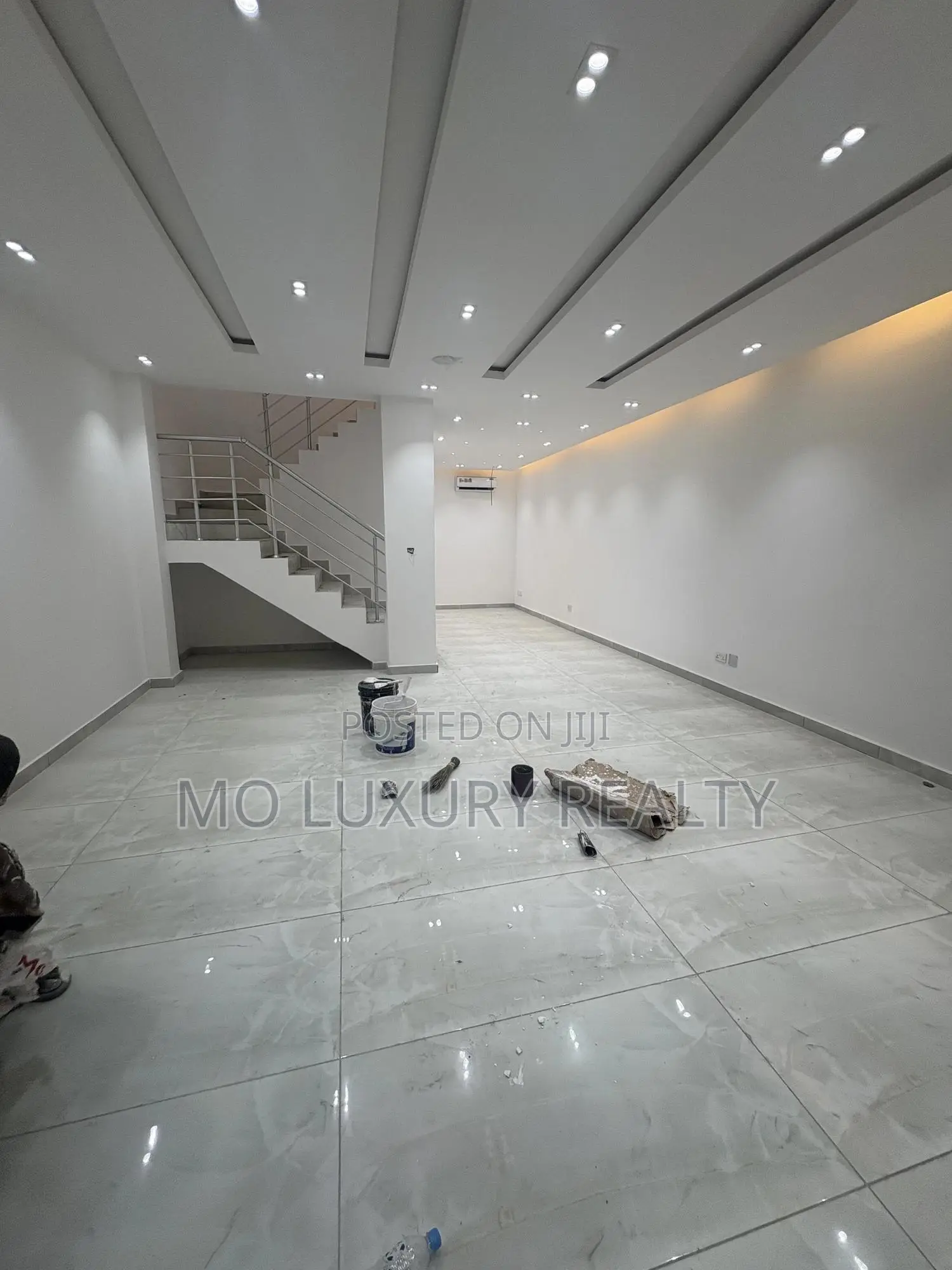 4bdrm Apartment in Victoria Island for rent