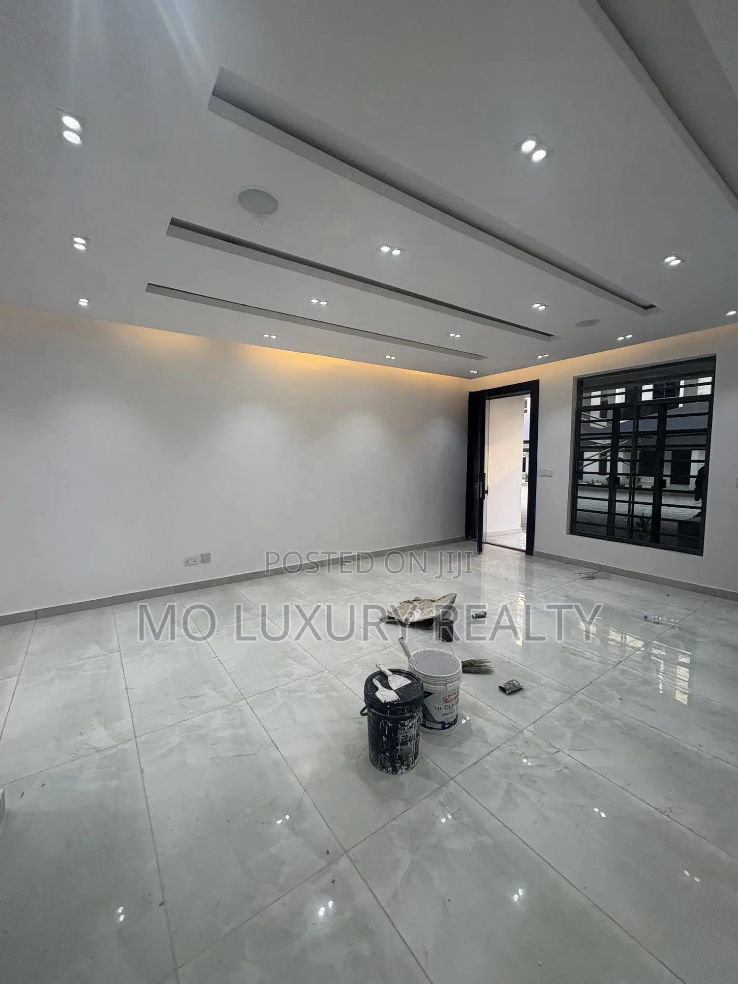 4bdrm Apartment in Victoria Island for rent
