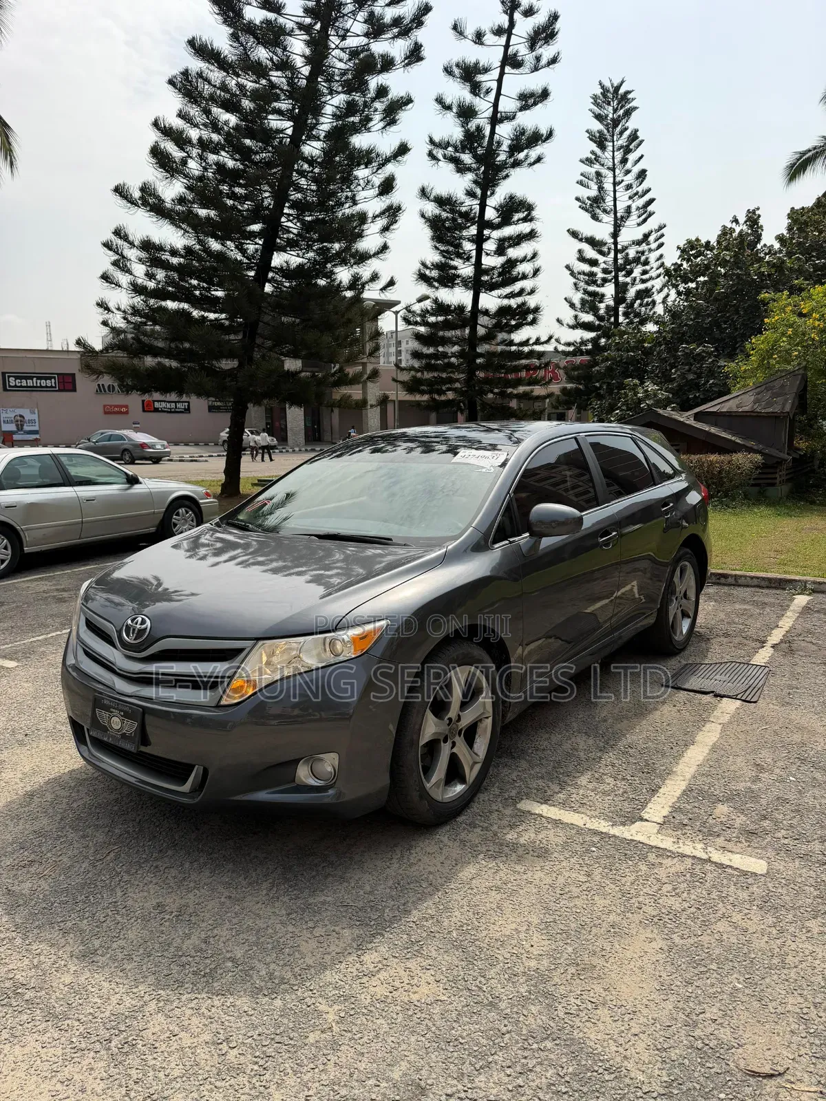 Toyota Venza V6 2010 Gray