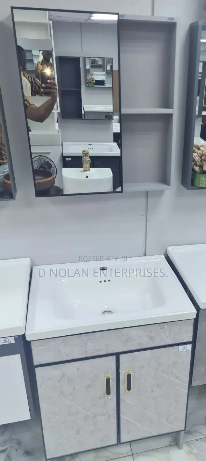 60cm Standing Cabinets Mirror