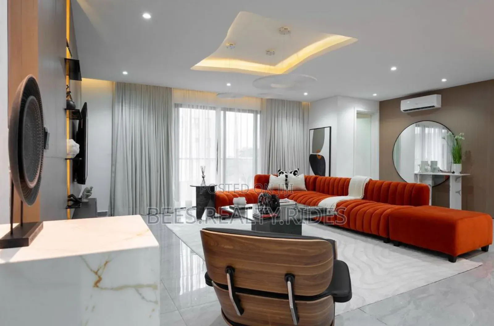 Brand New 3 Bedroom Apartment With a Swimming Pool and a Bathtub