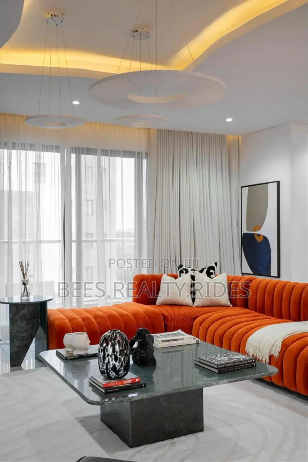 Brand New 3 Bedroom Apartment With a Swimming Pool and a Bathtub