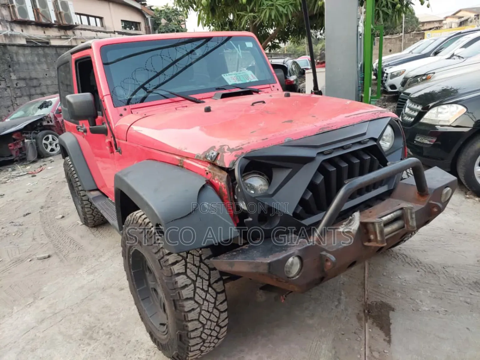 Car 2013 Red