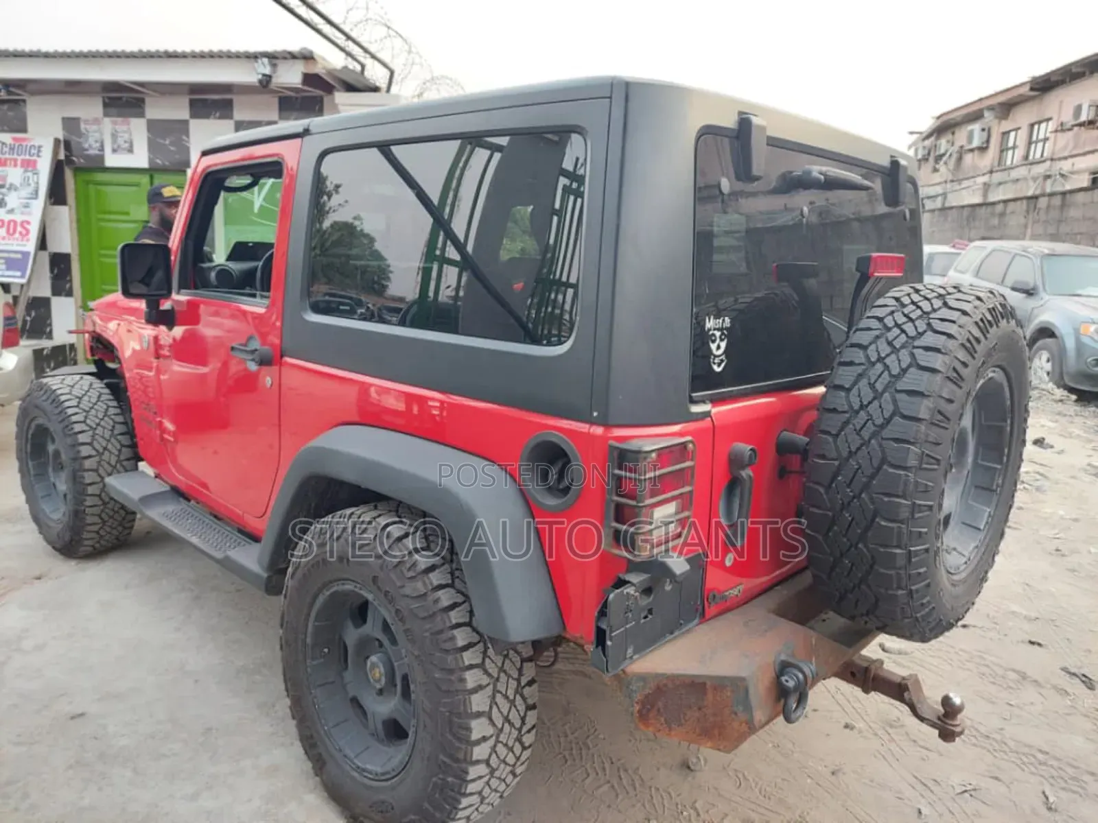 Car 2013 Red