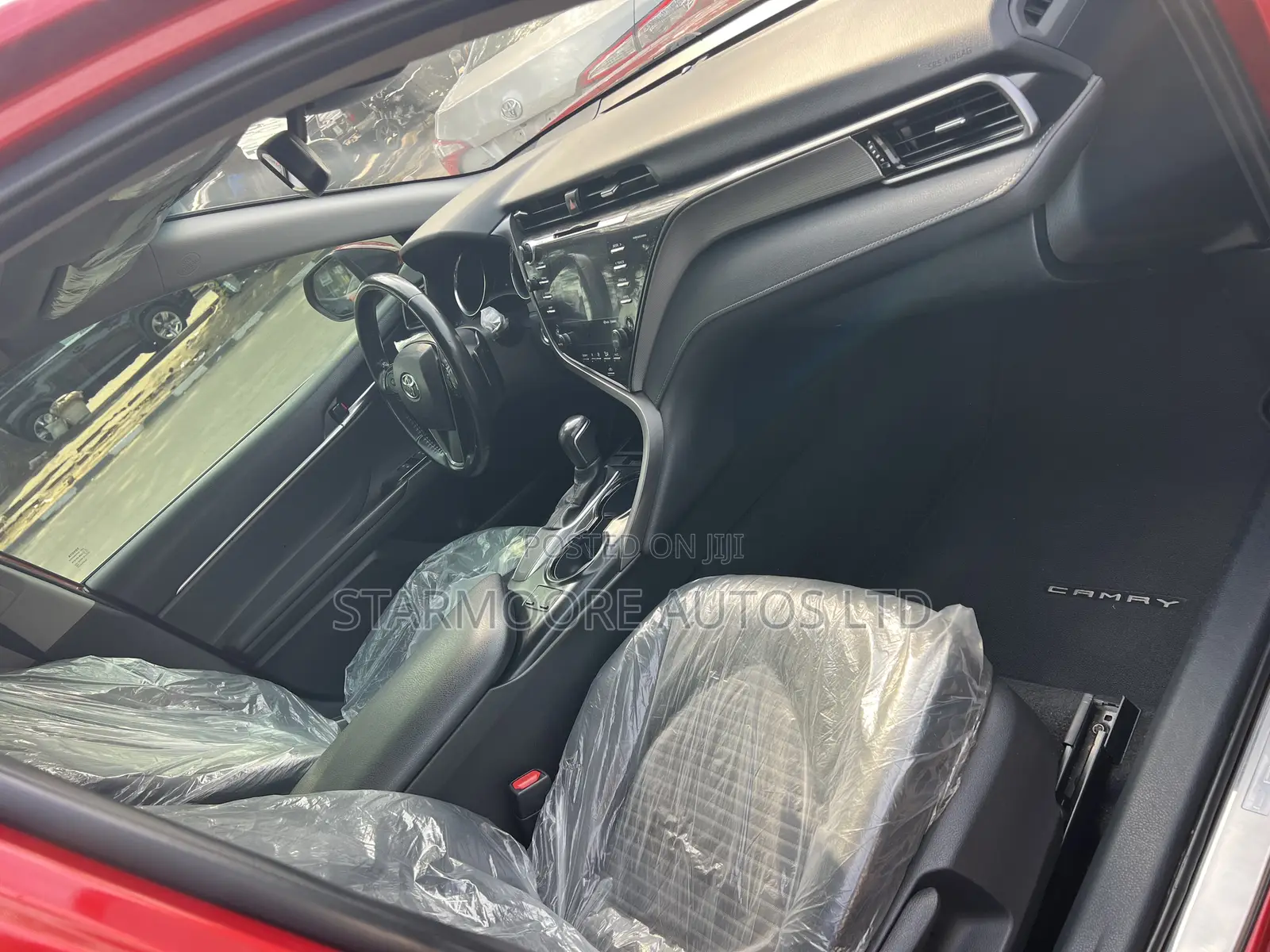 Toyota Camry SE FWD 2020 Red