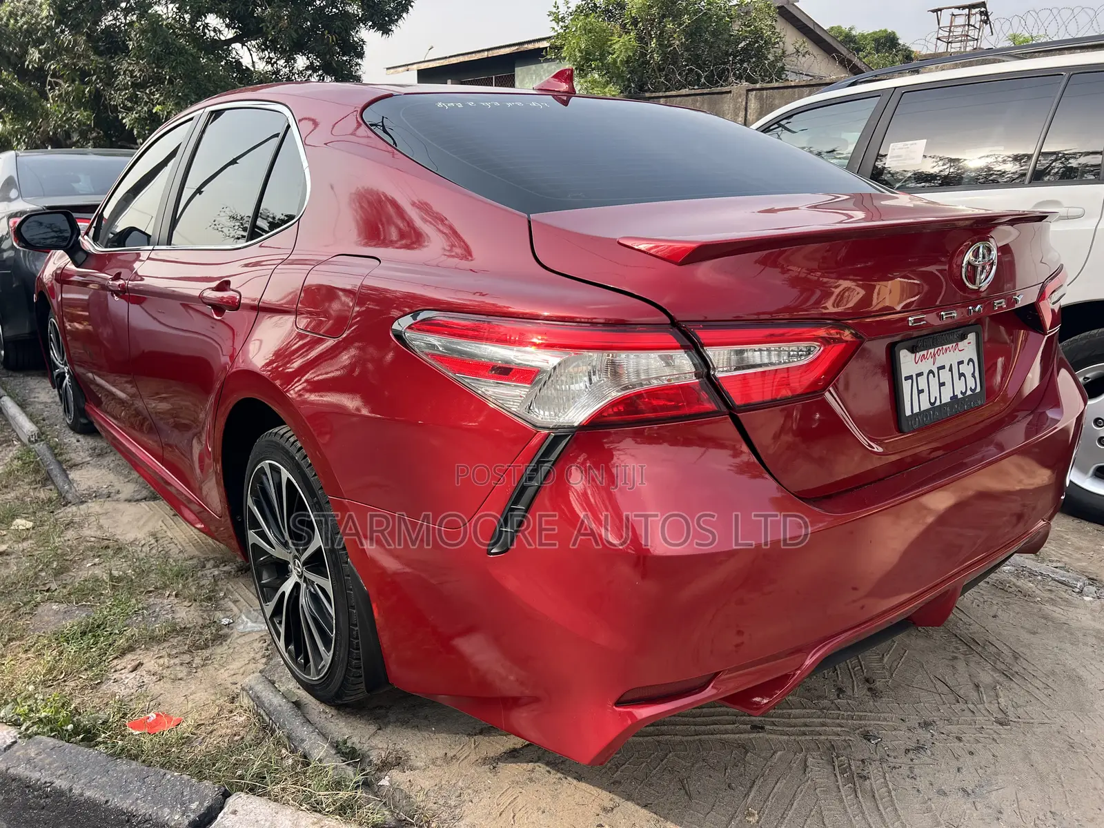 Toyota Camry SE FWD 2020 Red