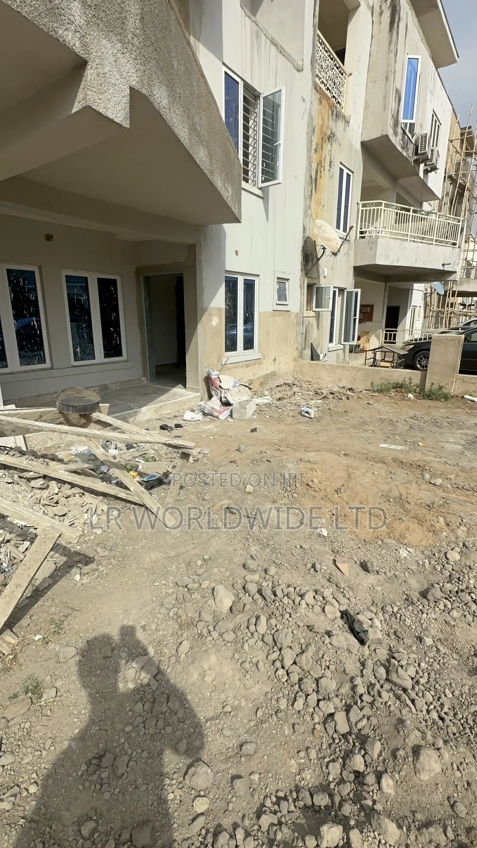 Furnished 4bdrm Townhouse/Terrace in Lugbe District for Sale