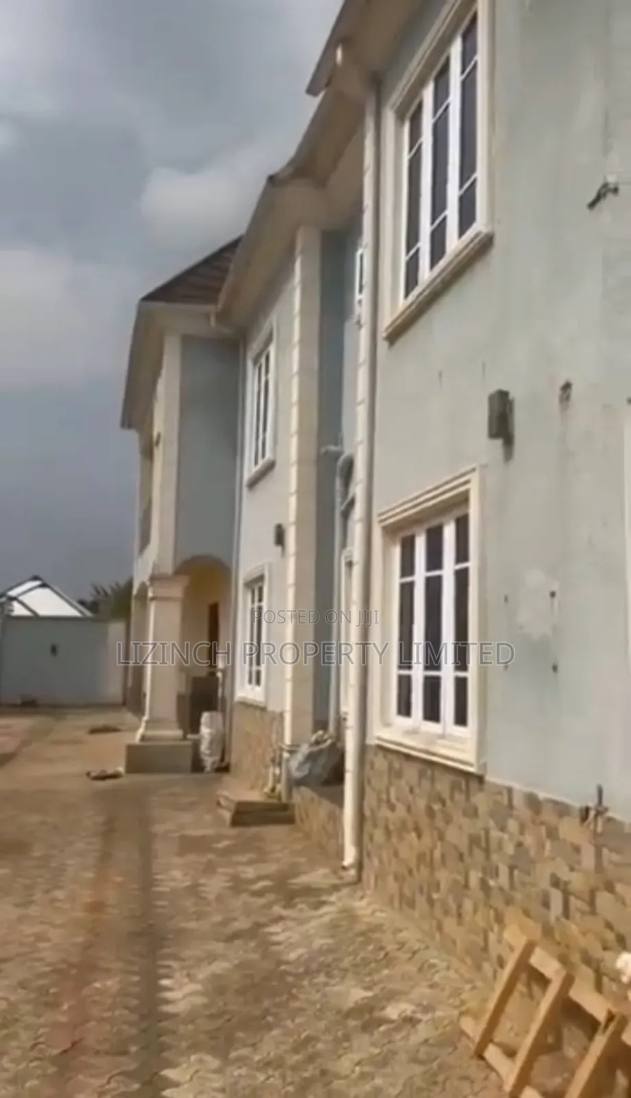 3bdrm Duplex in Benin City for sale