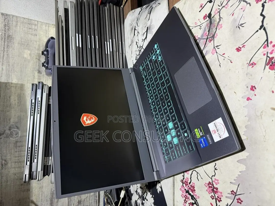 Laptop MSI 16GB Intel Core i5 SSD 512GB