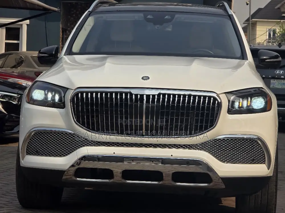 Mercedes-Benz GLS-Class 2022 White