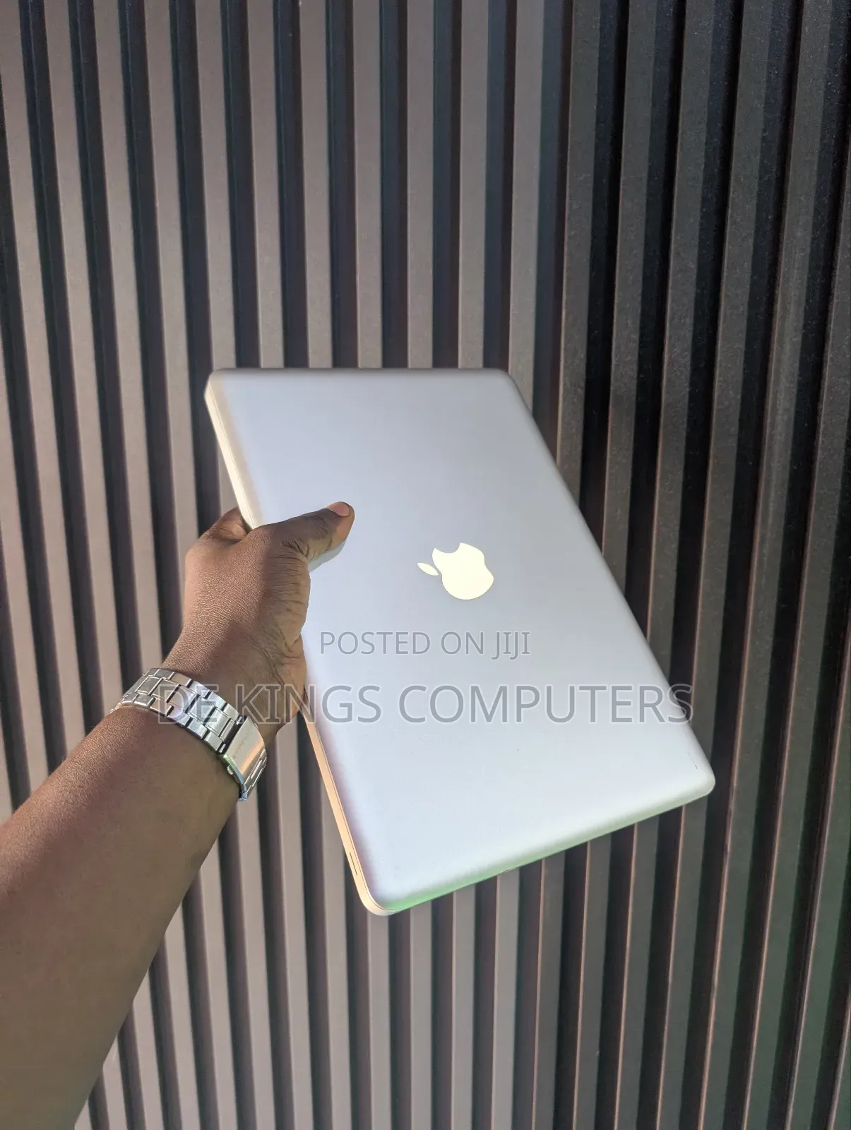 Laptop Apple MacBook Pro 2011 8GB Intel Core i7 SSHD (Hybrid) 500GB