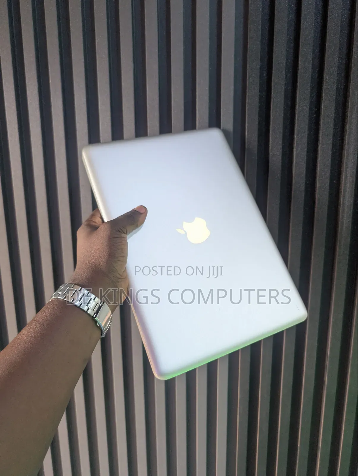 Laptop Apple MacBook Pro 2011 8GB Intel Core i7 SSHD (Hybrid) 500GB