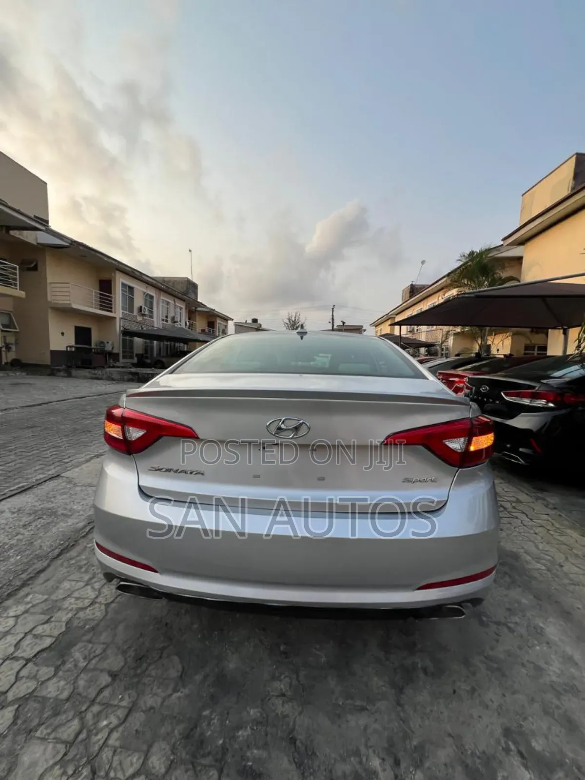 Hyundai Sonata Sport 4dr Sedan (2.4L 4cyl 6A) 2015 Silver