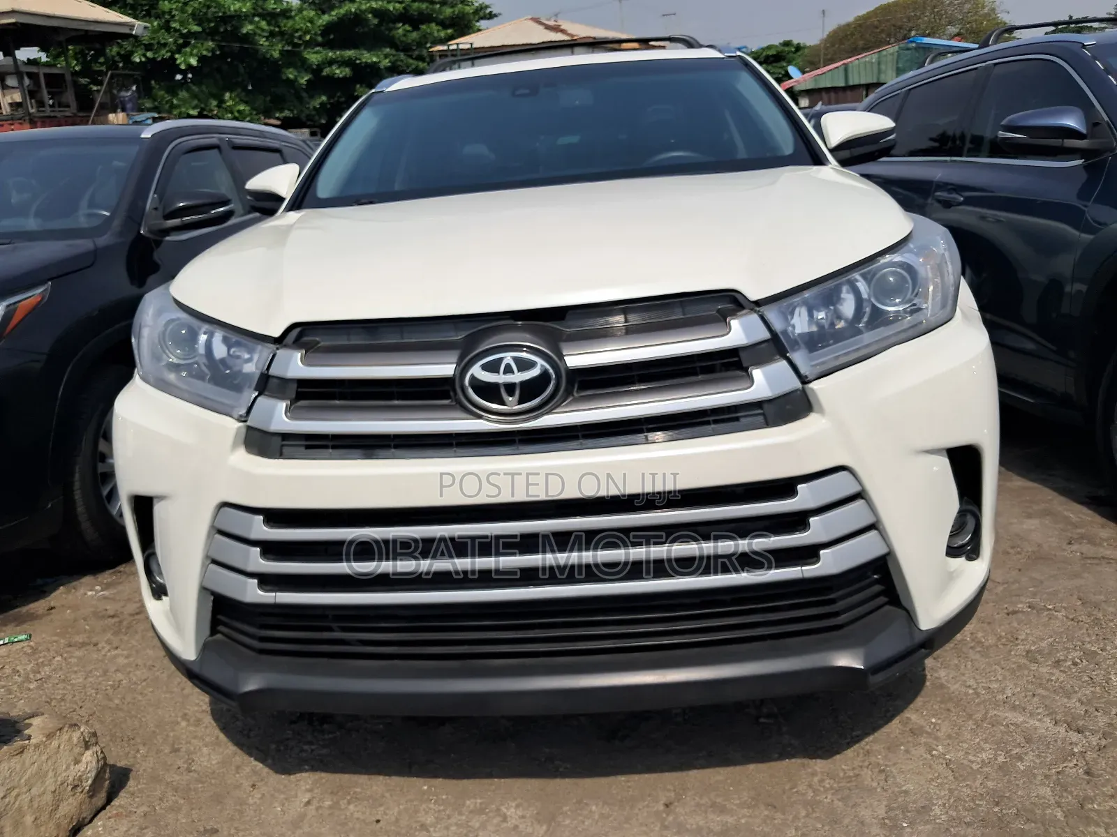 Toyota Highlander Limited Platinum 4dr SUV (3.5L 6cyl 6A) 2015 White