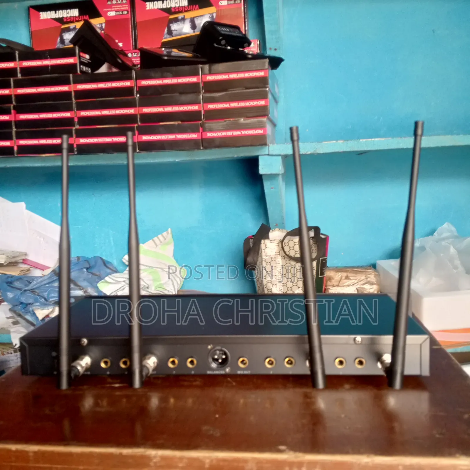 8 in 1 Wireless Conference Microphone