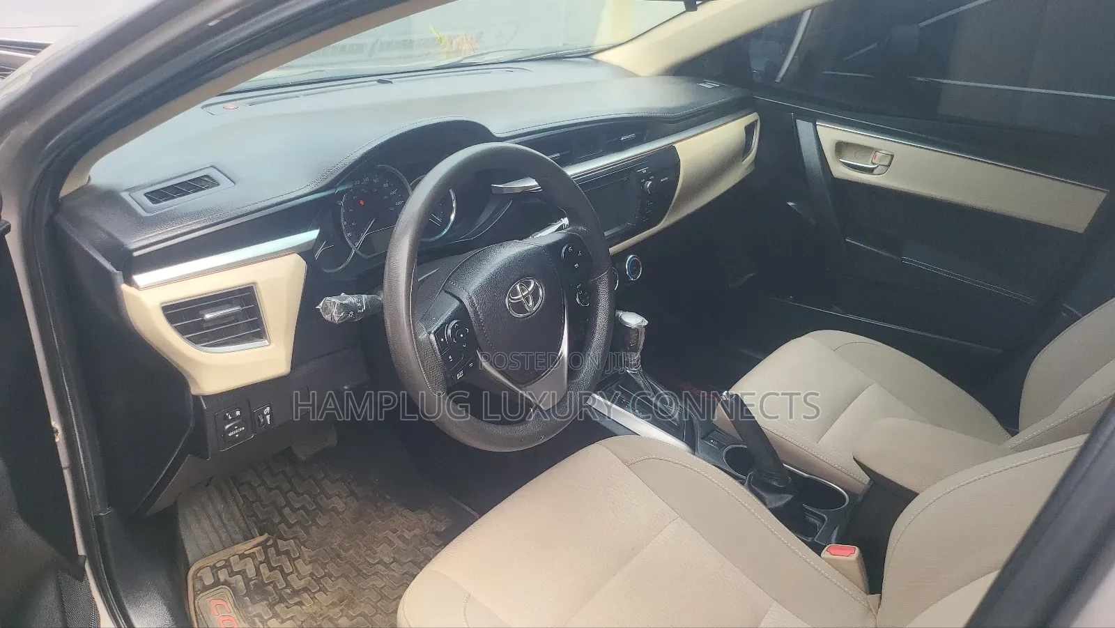 Toyota Corolla 2015 Brown