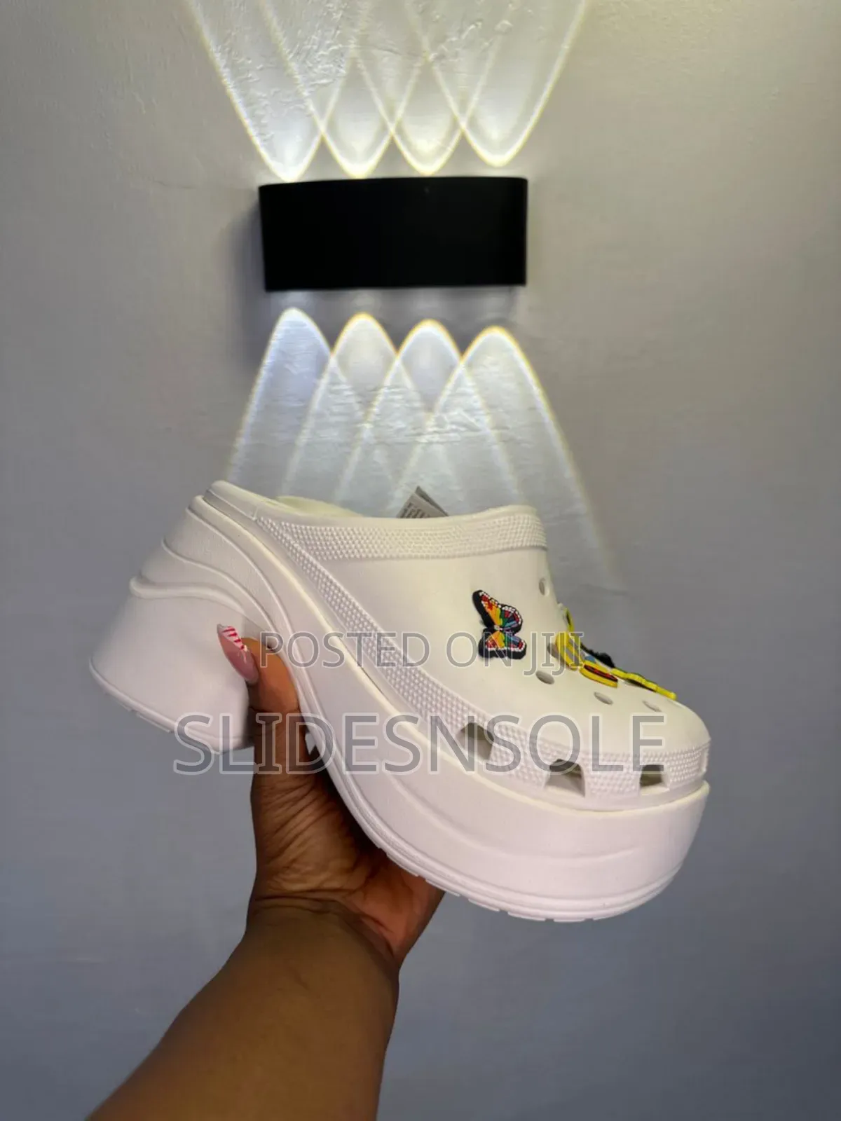 Crocs Siren Clog – Soft Durable Shoes