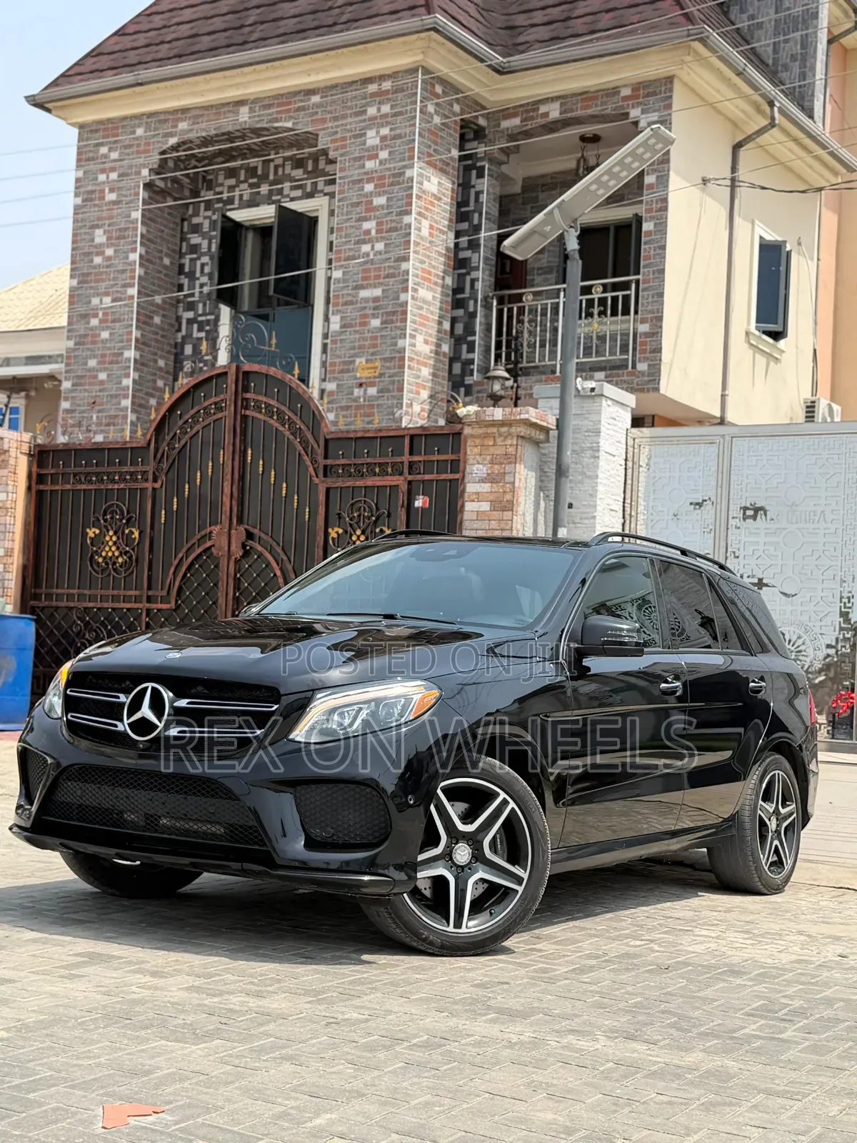 Mercedes-Benz GLE-Class GLE 400 4MATIC 2017 Black
