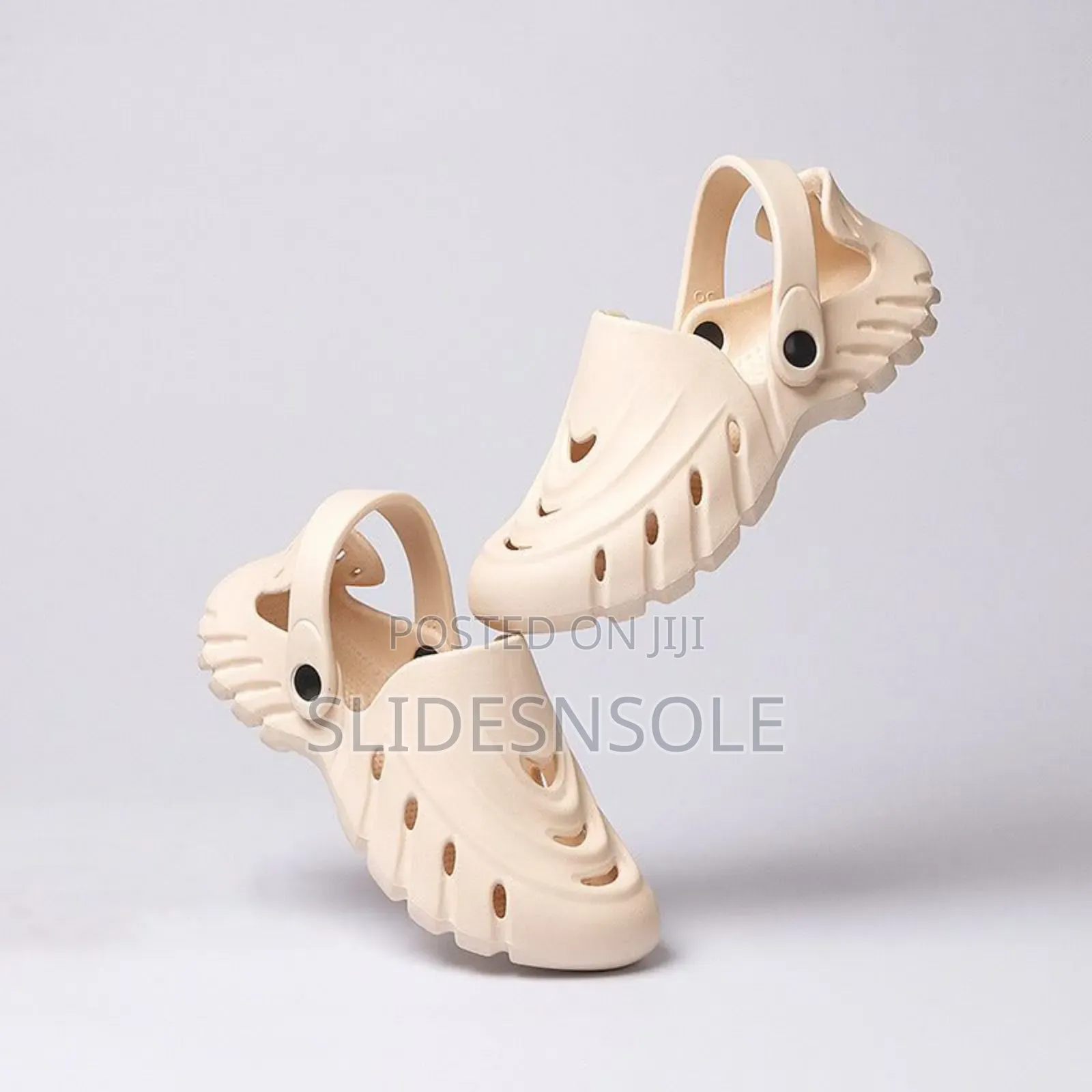 Lightweight Breathable Shoes