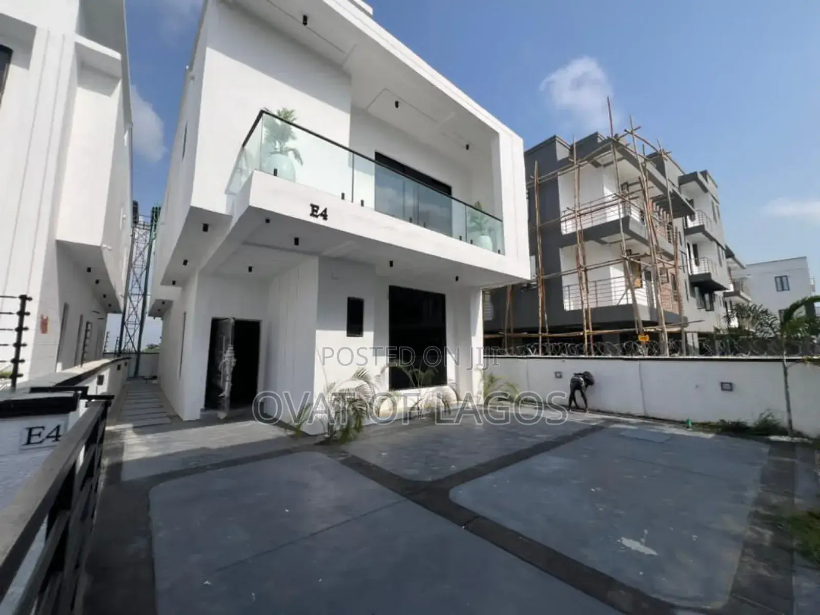 5bdrm Duplex in Ajah Lekki for sale