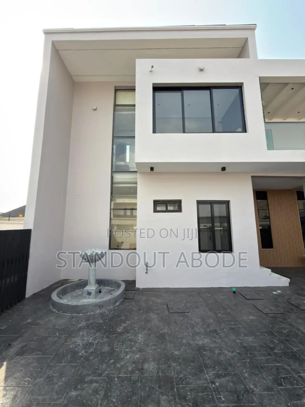 4bdrm Duplex in In An Estate, Iba / Ojo for sale