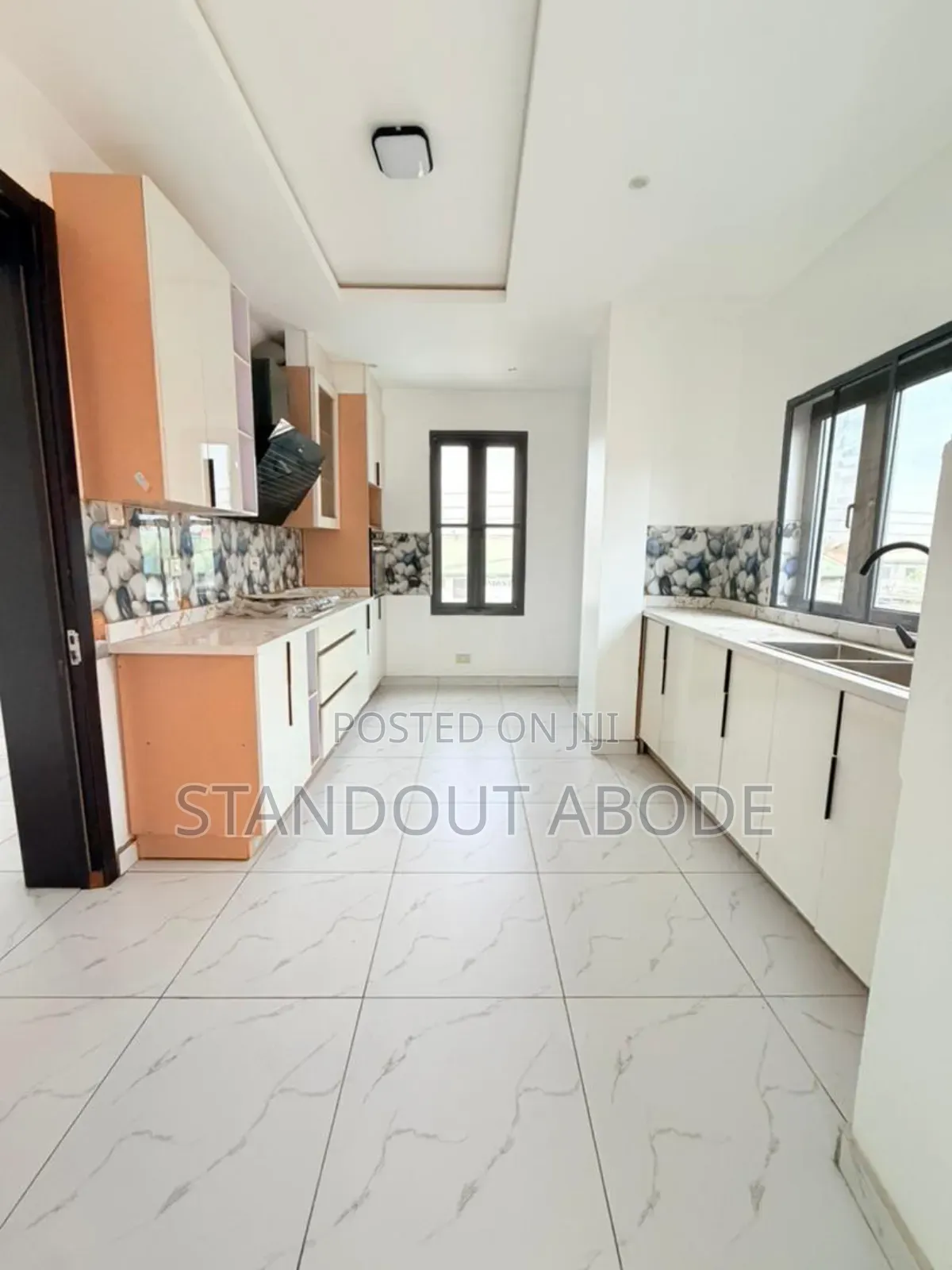 4bdrm Duplex in In A Serene And, Obanikoro for sale