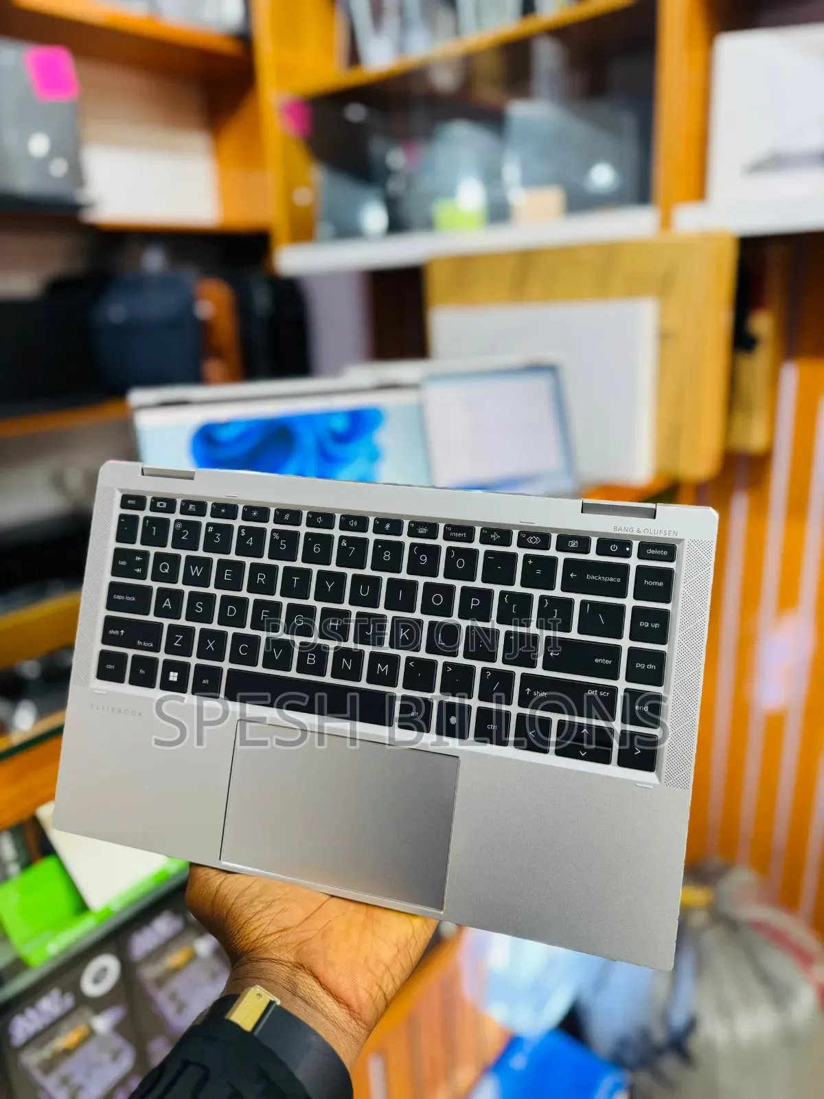 Laptop HP EliteBook 1040 G8 16GB Intel Core I5 SSD 512GB