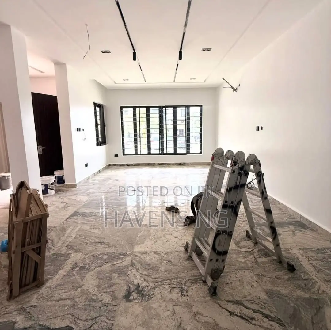 4bdrm Duplex in Jahi for sale