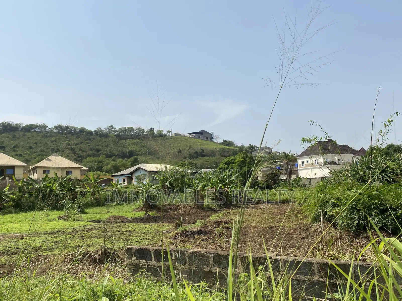 1470 SQM Land