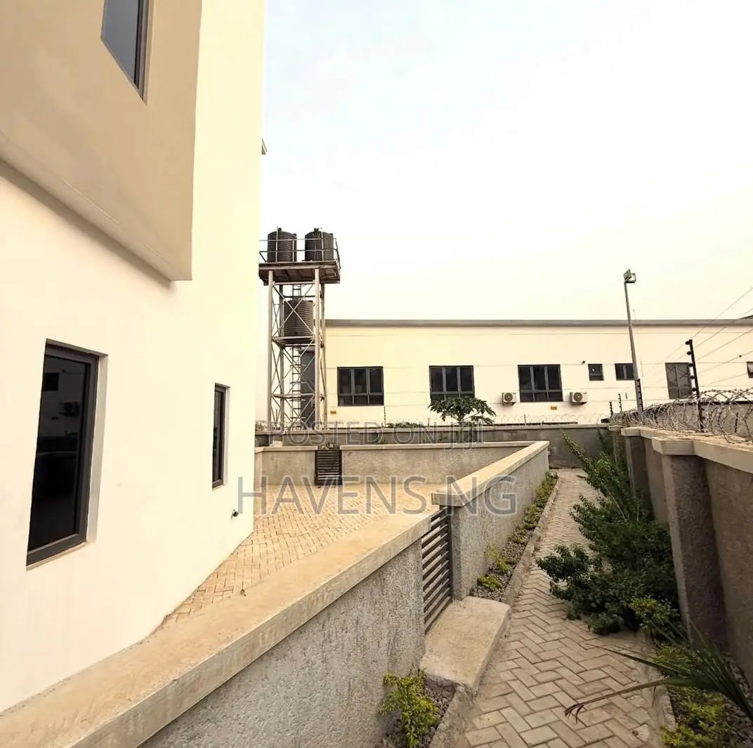 4bdrm Duplex in Jahi for sale