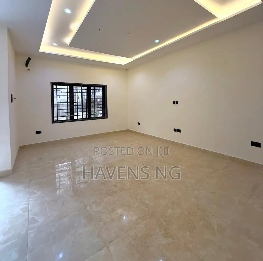 4bdrm Duplex in Jahi for sale