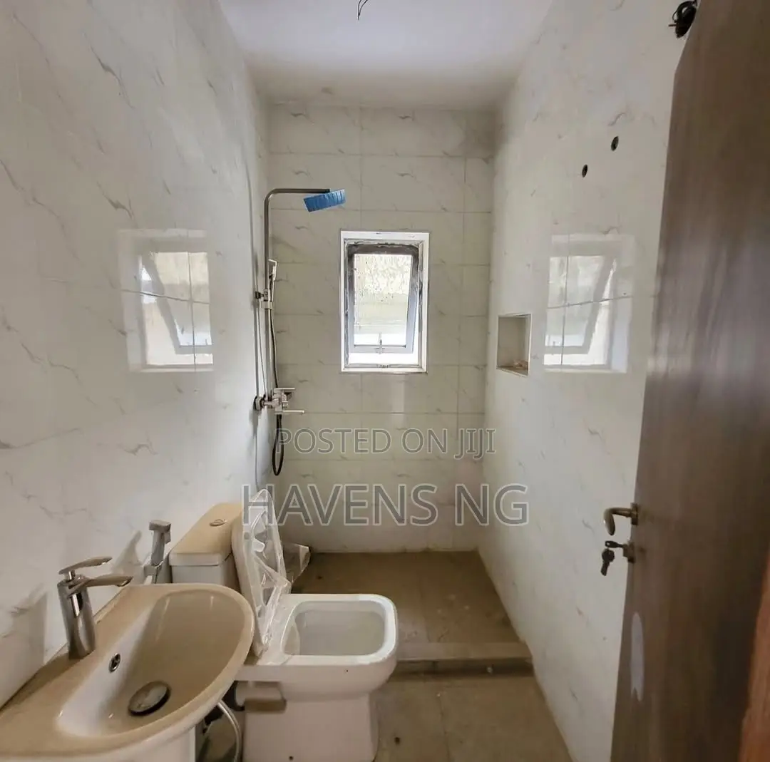 3bdrm Apartment in Life Camp for sale