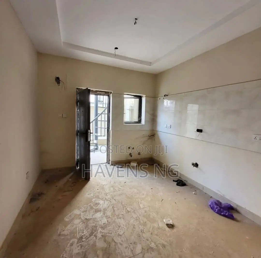 3bdrm Apartment in Life Camp for sale