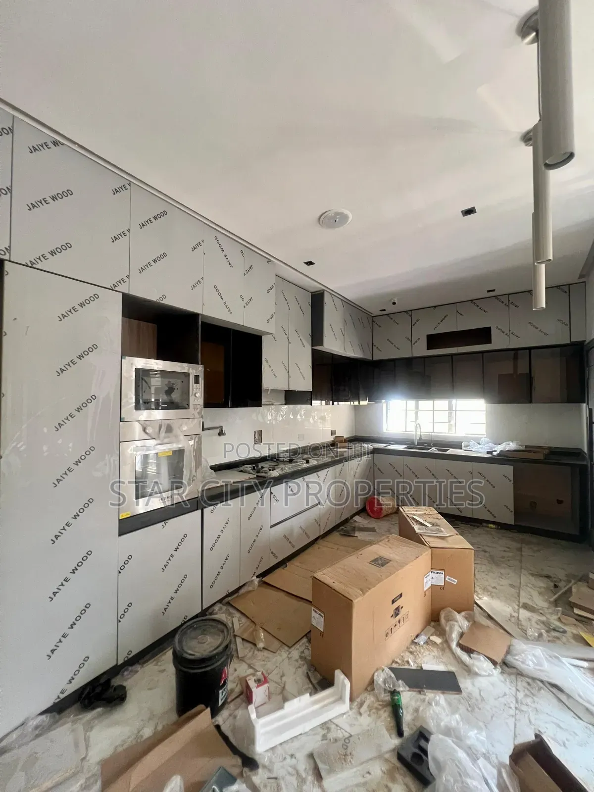 4bdrm Duplex in Magodo Gra for sale