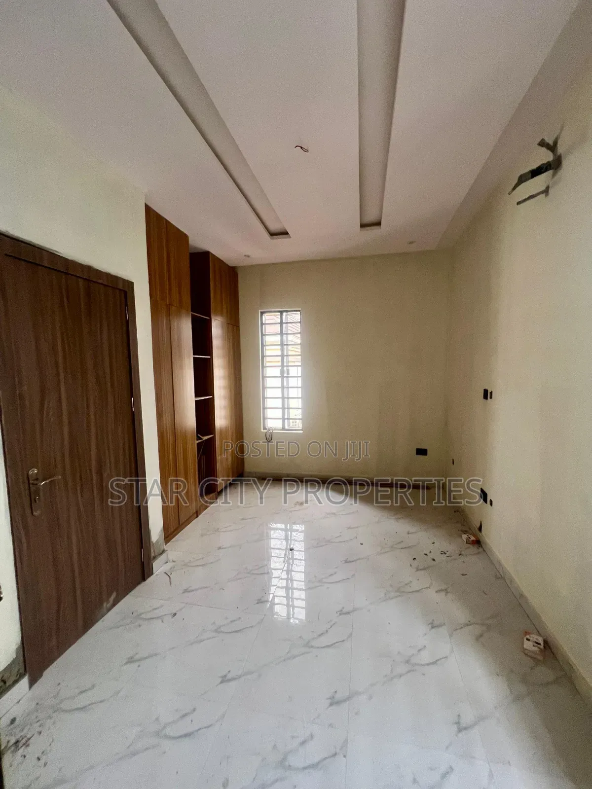 5bdrm Duplex in Omole Phase 2 for sale