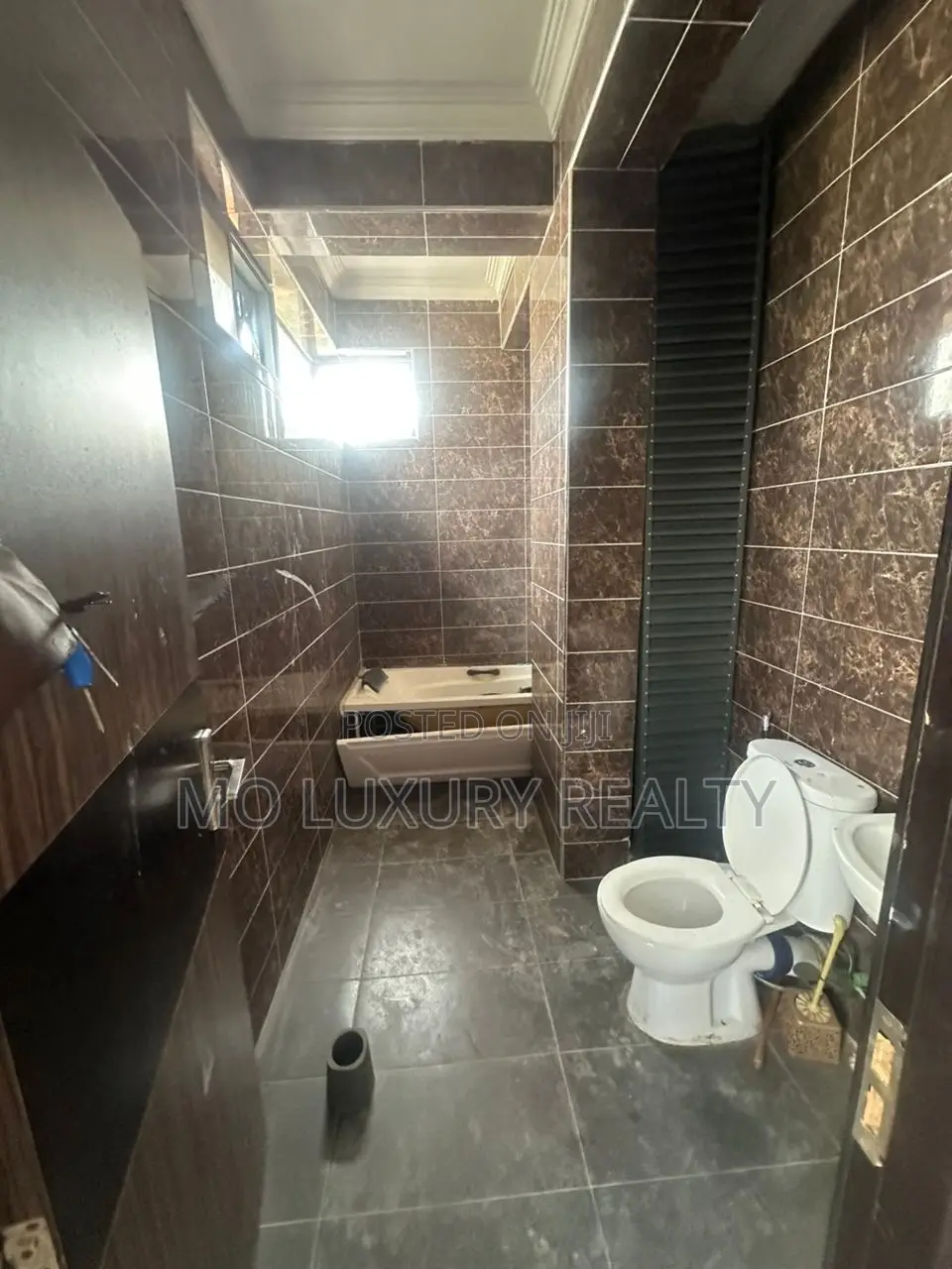 3bdrm Apartment in Victoria Island for rent