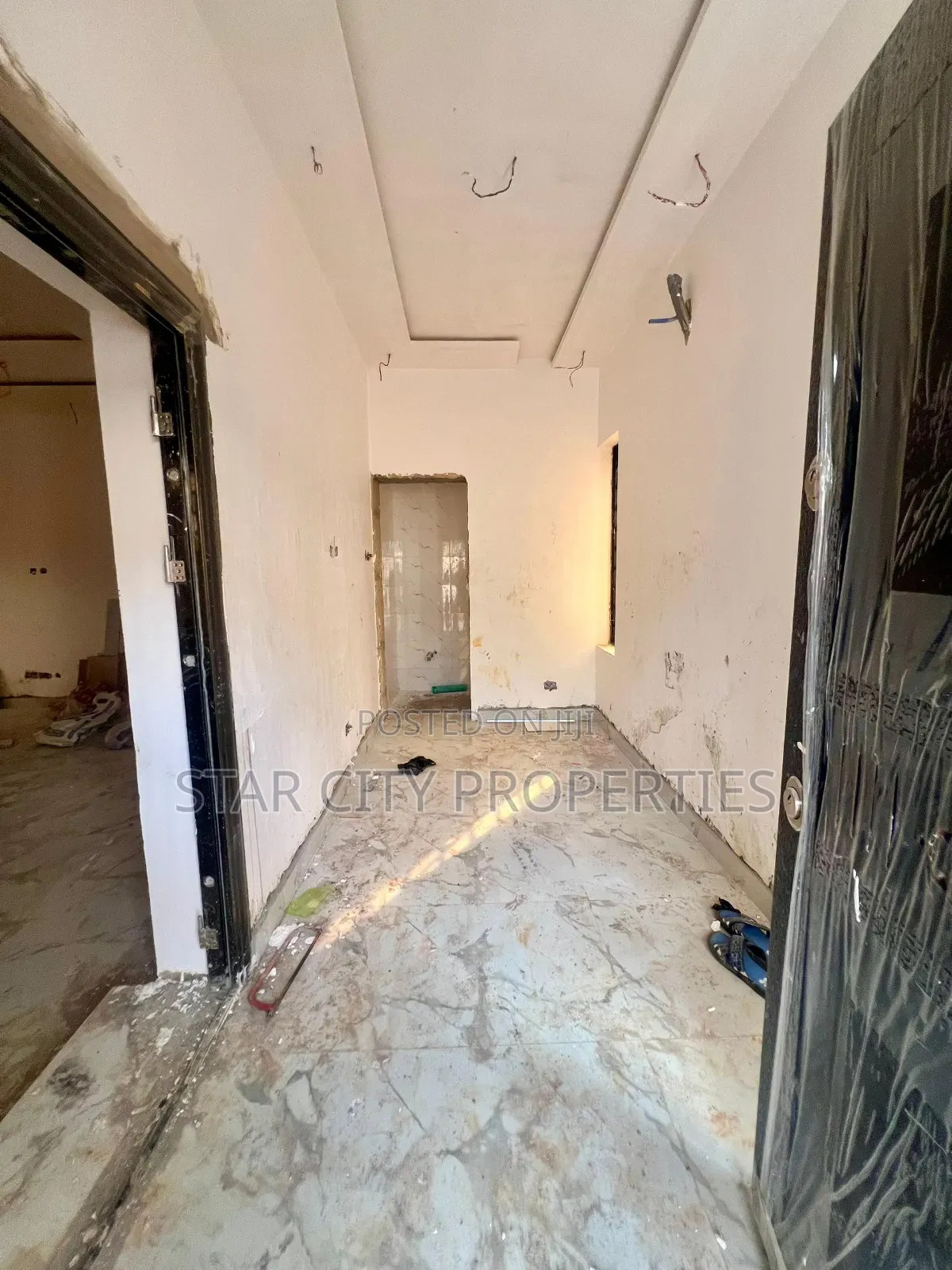 5bdrm Duplex in Omole 2 Lagos for sale