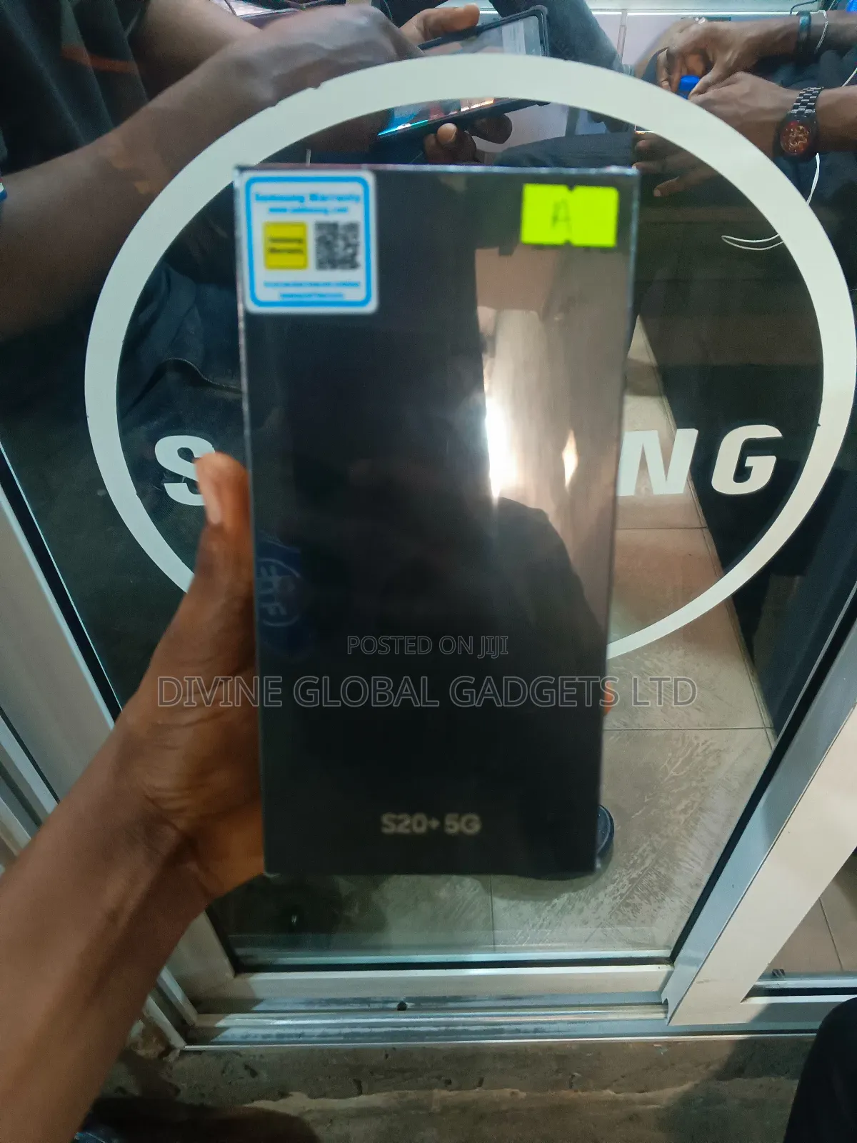 New Samsung Galaxy S20+ 5G 128 GB Black