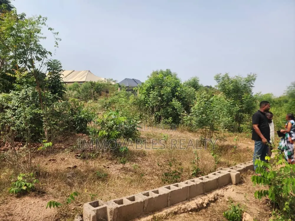 470sqm of Land