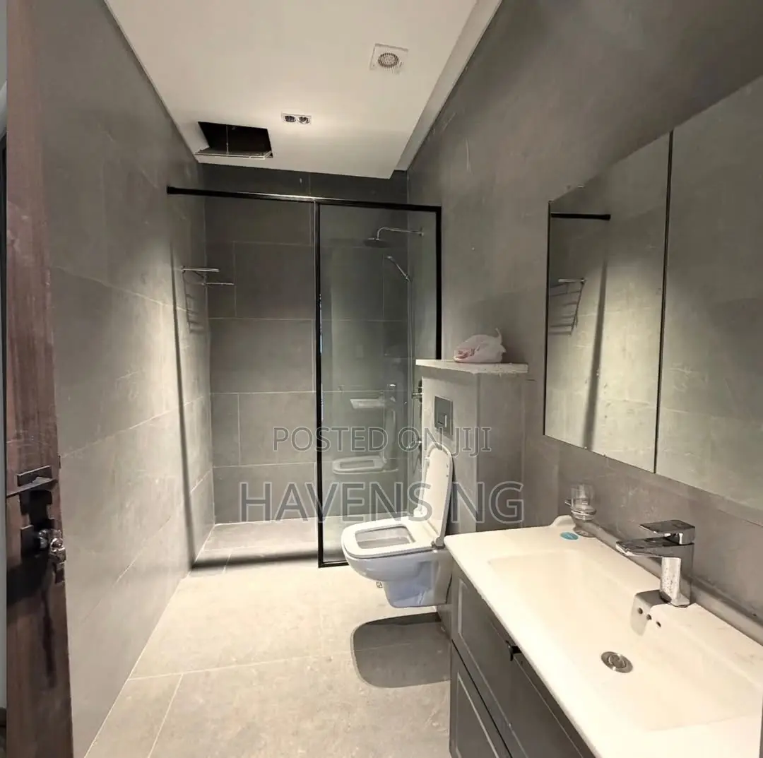 7bdrm Mansion in Maitama for sale