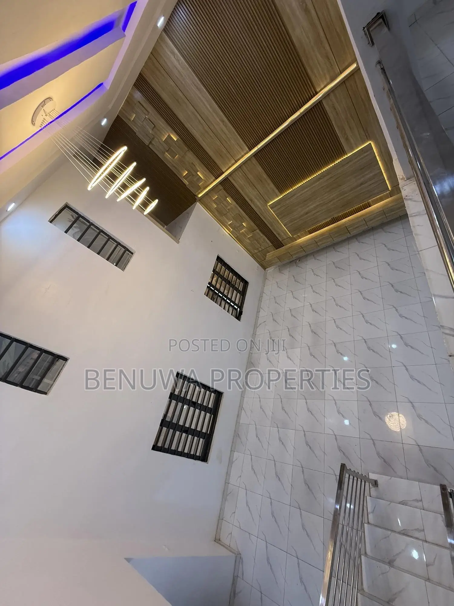 5bdrm Duplex in Benin City for sale