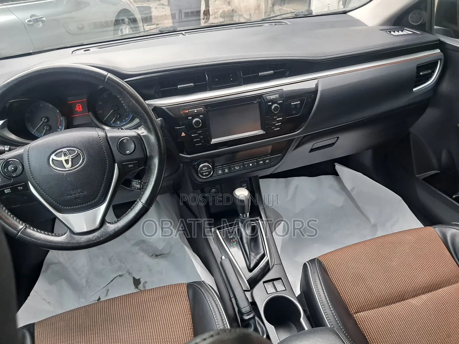 Toyota Corolla S 4dr Sedan (1.8L 4cyl CVT) 2016 Black
