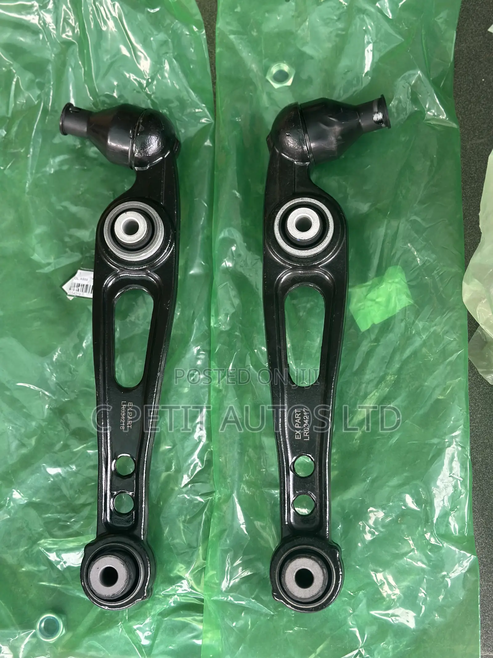 Control Arm Range Rover 2014 (Sports Vogue)